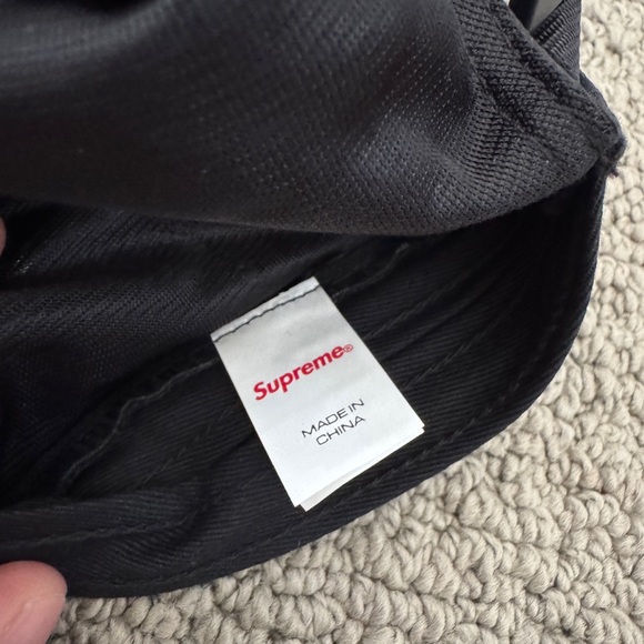 Supreme Enamel logo 6 panel hat Enamel Logo 6-Panel Cap FW23